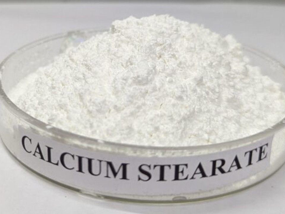 Zinc Stearate dạng bột mịn